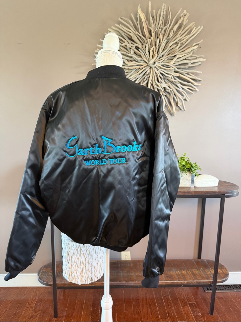 Rare Garth Brooks Tour Satin Jacket